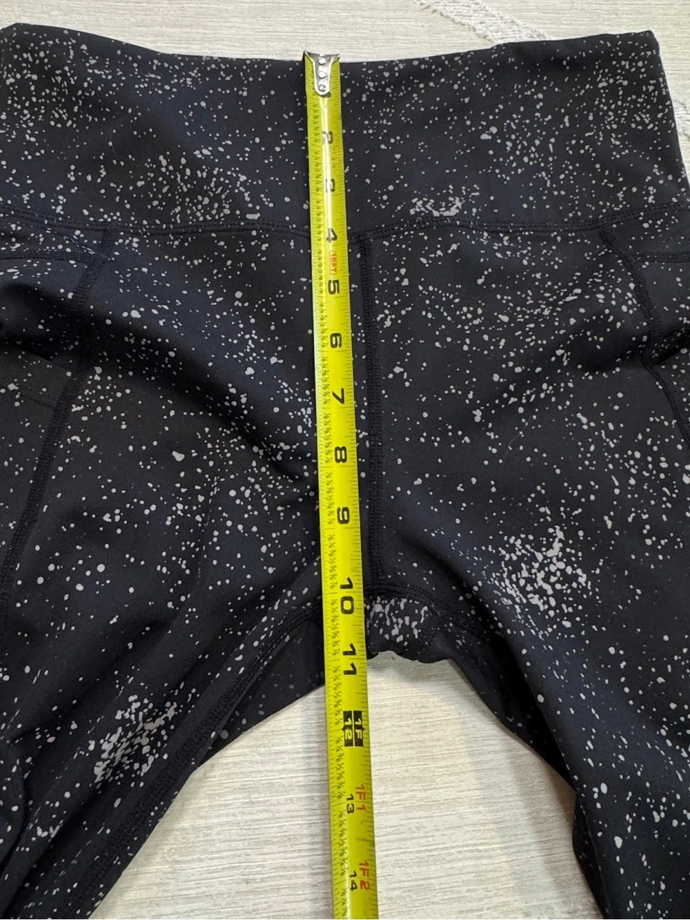 ZYIA Active Women’s Size 6 8 Reflective Splatter 7/8 High-Rise Pocket Leggings